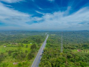 Fluxo nas rodovias aumenta no feriado de Páscoa e EPR Litoral Pioneiro mobiliza operação especial na BR-277