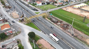 Construção da nova passarela do Peladeiro altera acessos na BR-277