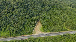 EPR Litoral Pioneiro finaliza obra de contenção de encosta em três pontos da BR-277