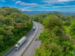 EPR e ANTT firmam parceria para transformar BR-277/PR no primeiro corredor logístico sustentável do Brasil